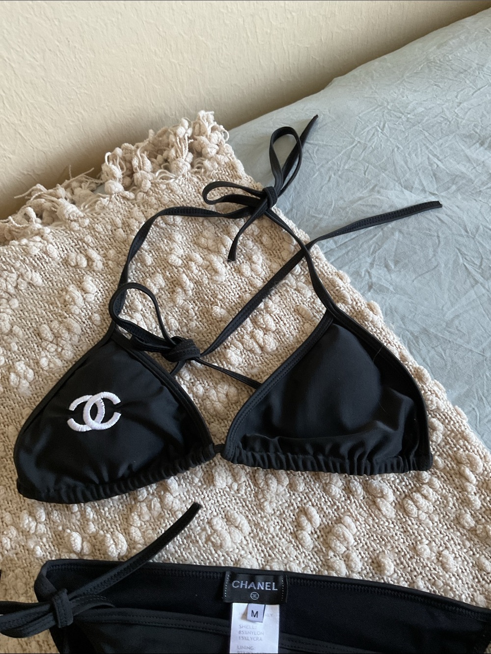 Fashion Chanel - Picture 3 of 10